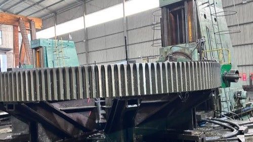 大型鑄鋼件大齒輪開齒全流程實錄——從毛坯到精齒的蛻變